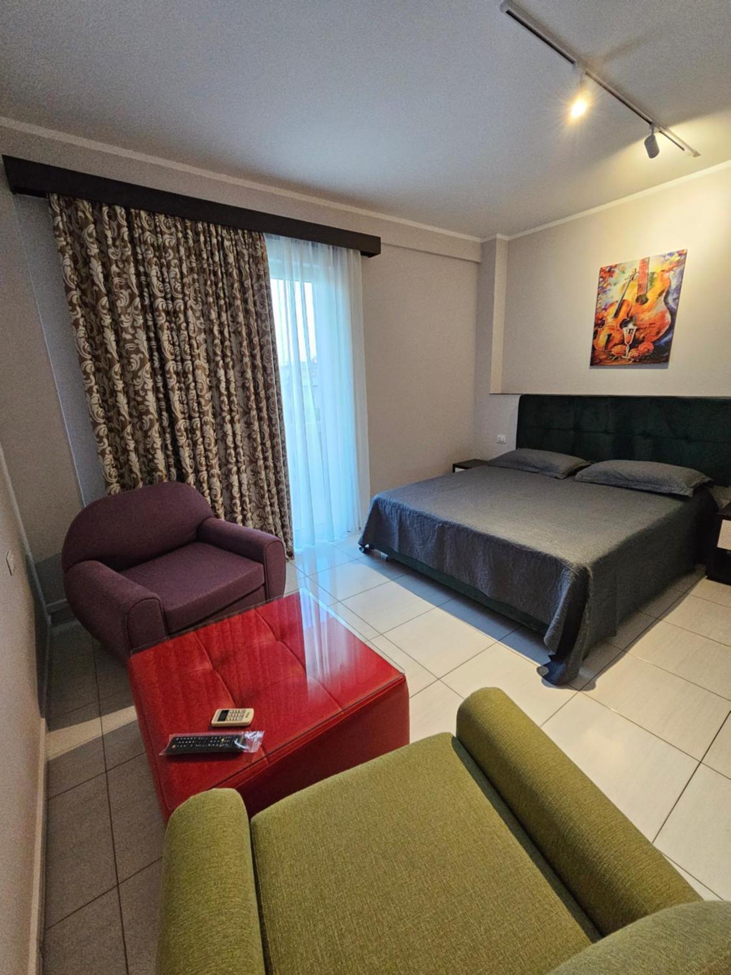 Hotel 045 Шкодер Экстерьер фото